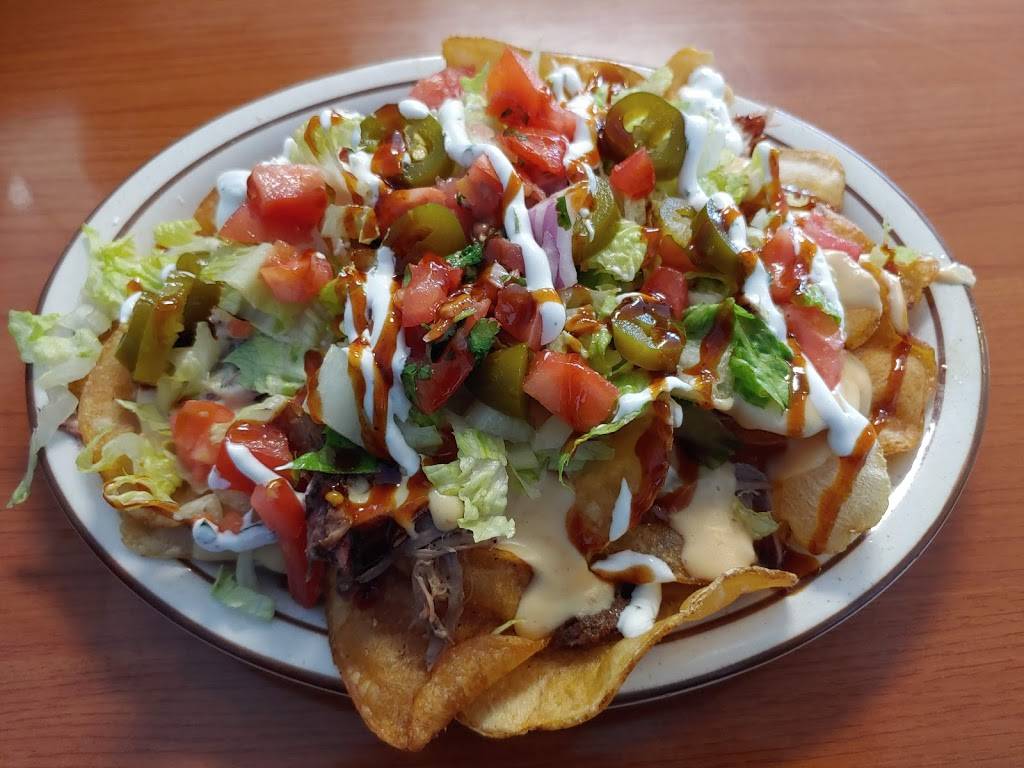 Smoke On the Water BBQ & Catering | restaurant | 3954 24th Ave, Port Huron, MI 48060, USA | 8109908342 OR +1 810-990-8342