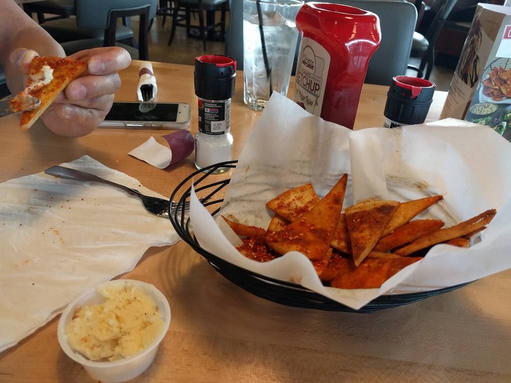 Olgas Kitchen | restaurant | 43201 Garfield Rd, Clinton Twp, MI 48038, USA | 5864160300 OR +1 586-416-0300