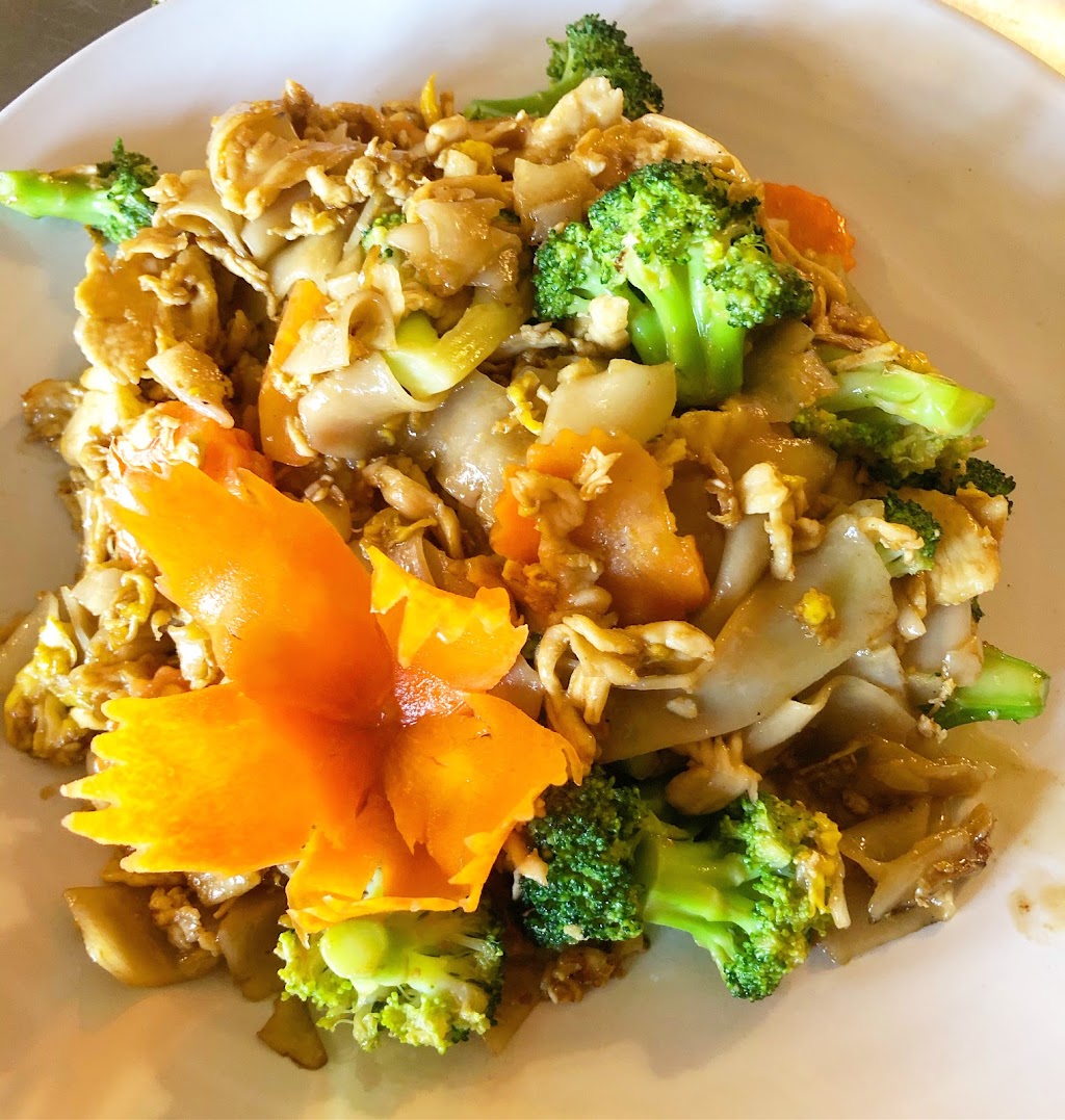 Zab Thai Food Kitchen | restaurant | 16720 E Ave of the Fountains, Fountain Hills, AZ 85268, USA | 4803933251 OR +1 480-393-3251