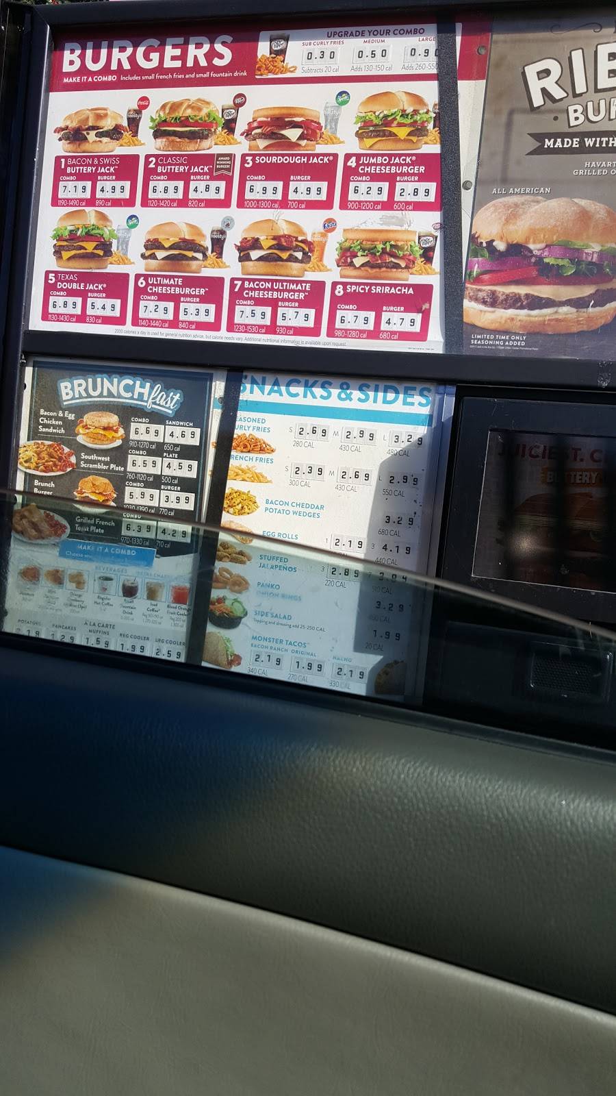 Jack in the Box | restaurant | 6540 Ed Bluestein Blvd, Austin, TX 78723, USA | 5129270330 OR +1 512-927-0330