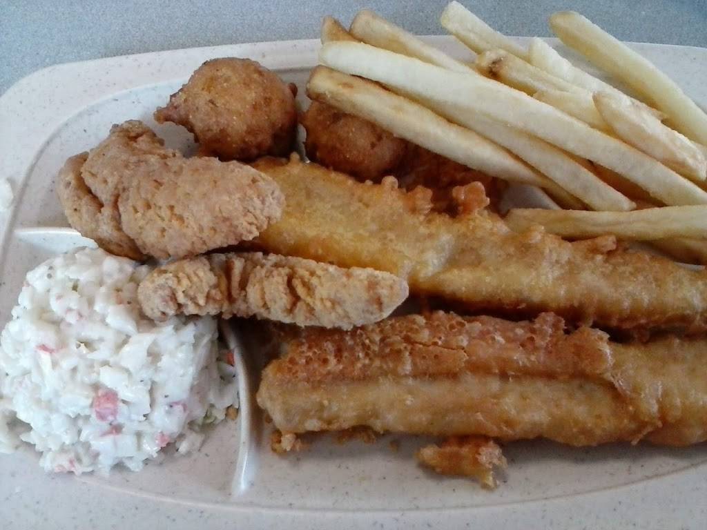 Captain Ds | restaurant | 649 Carlyle Ave, Belleville, IL 62221, USA | 6182352001 OR +1 618-235-2001