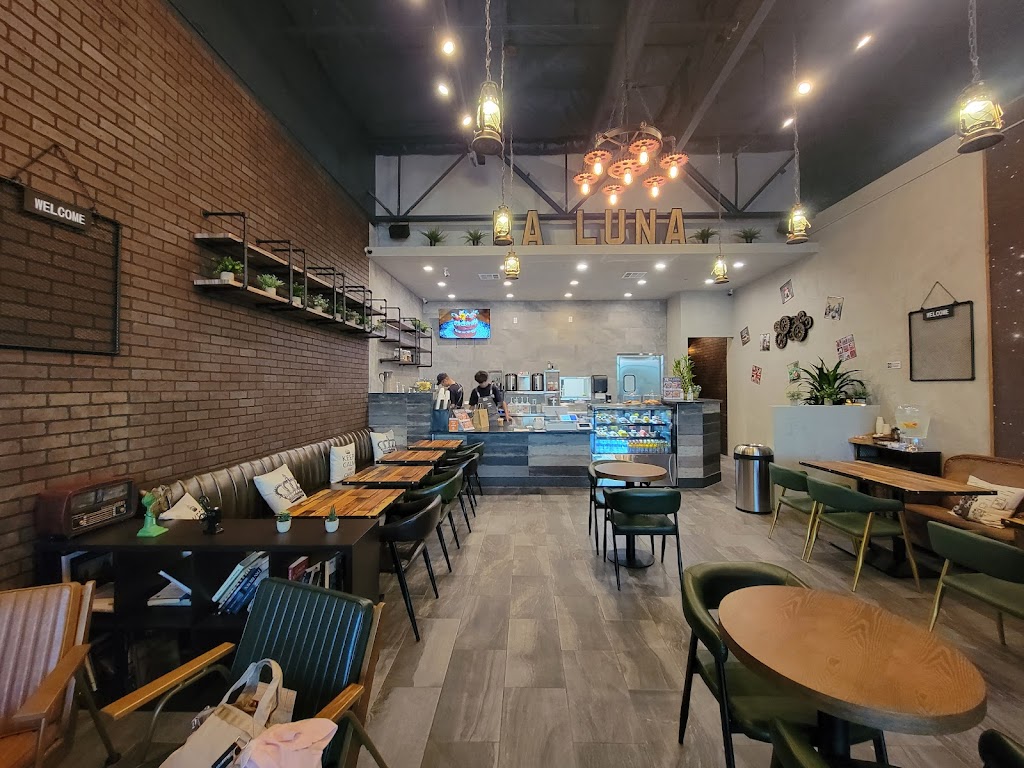 La Luna Tea & Dessert Bar | restaurant | 105 Candelaria Dr, Henderson, NV 89074, USA | 7022687628 OR +1 702-268-7628
