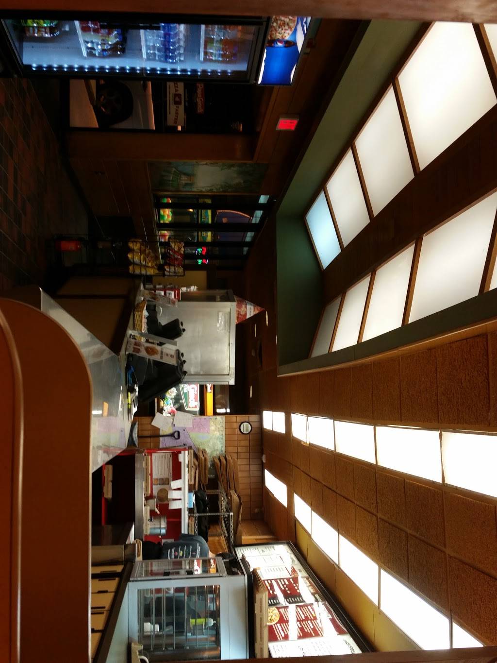 Papa Ginos | restaurant | 532 Pond St, Weymouth, MA 02190, USA | 7813312266 OR +1 781-331-2266