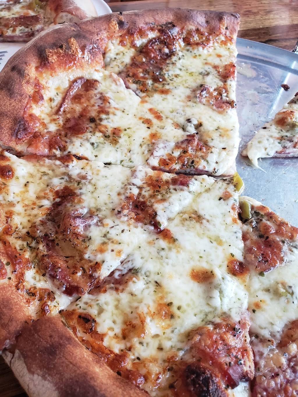 Wyeast Pizza | restaurant | 5601 W Vliet St, Milwaukee, WI 53208, USA | 4149433278 OR +1 414-943-3278