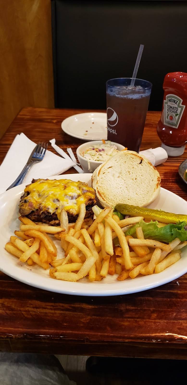 St Marys Seafood & More(Baymeadows) | restaurant | 8129 Point Meadows Way, Jacksonville, FL 32256, USA | 9043673320 OR +1 904-367-3320