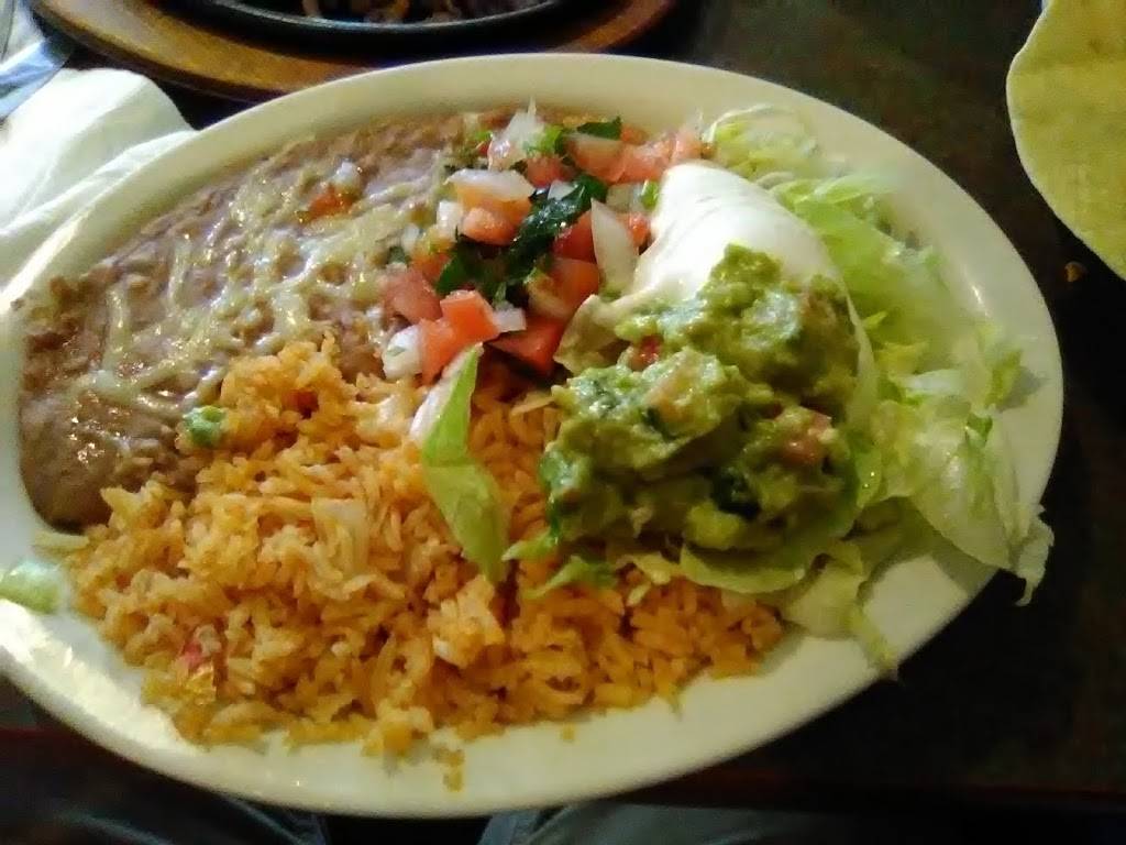 El Agavero | restaurant | 7657 US-70S, Nashville, TN 37221, USA | 6156737365 OR +1 615-673-7365