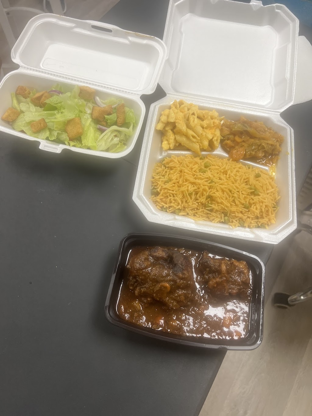 Caribbean Food Snacks | restaurant | 1511 Stratmore St, Pittsburgh, PA 15205, USA | 4128755679 OR +1 412-875-5679