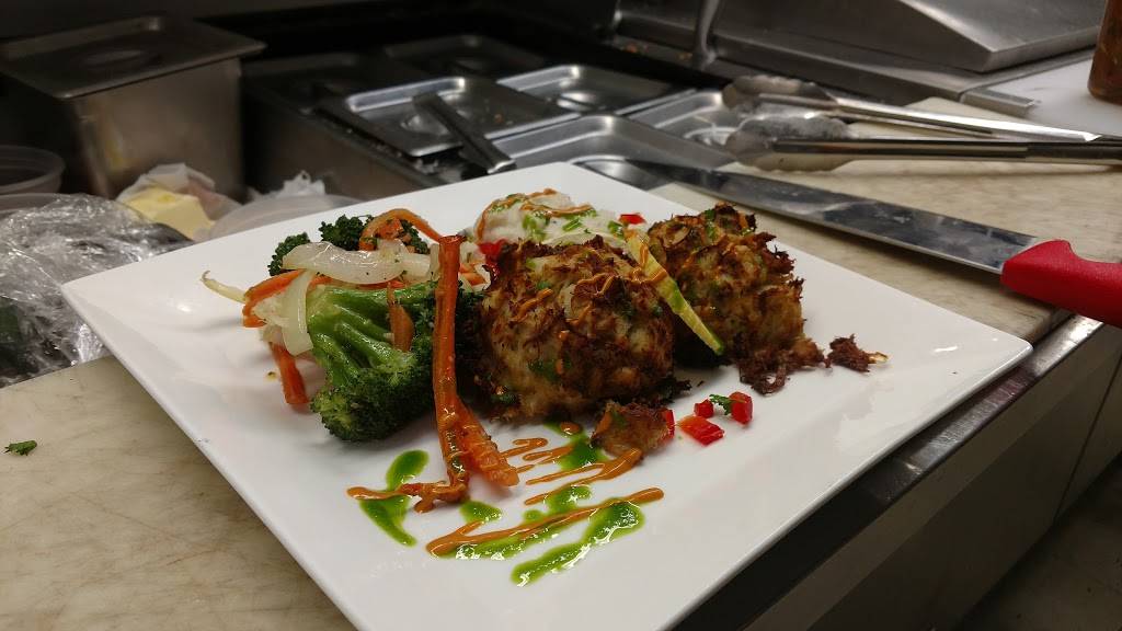 Snug Harbor | restaurant | 9068A Snug Harbor Dr, Hammondsport, NY 14840, USA | 6078687684 OR +1 607-868-7684