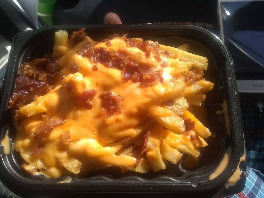 Wendys | restaurant | 3011 N John Young Pkwy, Orlando, FL 32804, USA | 4072991542 OR +1 407-299-1542