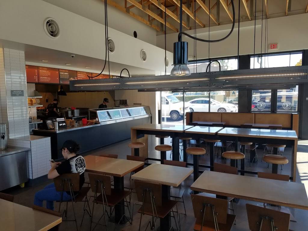 Chipotle Mexican Grill | restaurant | 1100 Truman St, San Fernando, CA 91340, USA | 8188982351 OR +1 818-898-2351