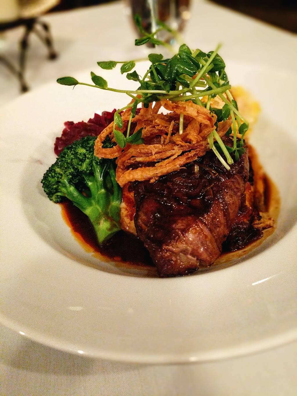 Memories Restaurant & Bar | restaurant | 19 Keith Ave, Collingwood, ON L9Y 5B4, Canada | 7054456600565 OR +1 705-445-6600 ext. 565