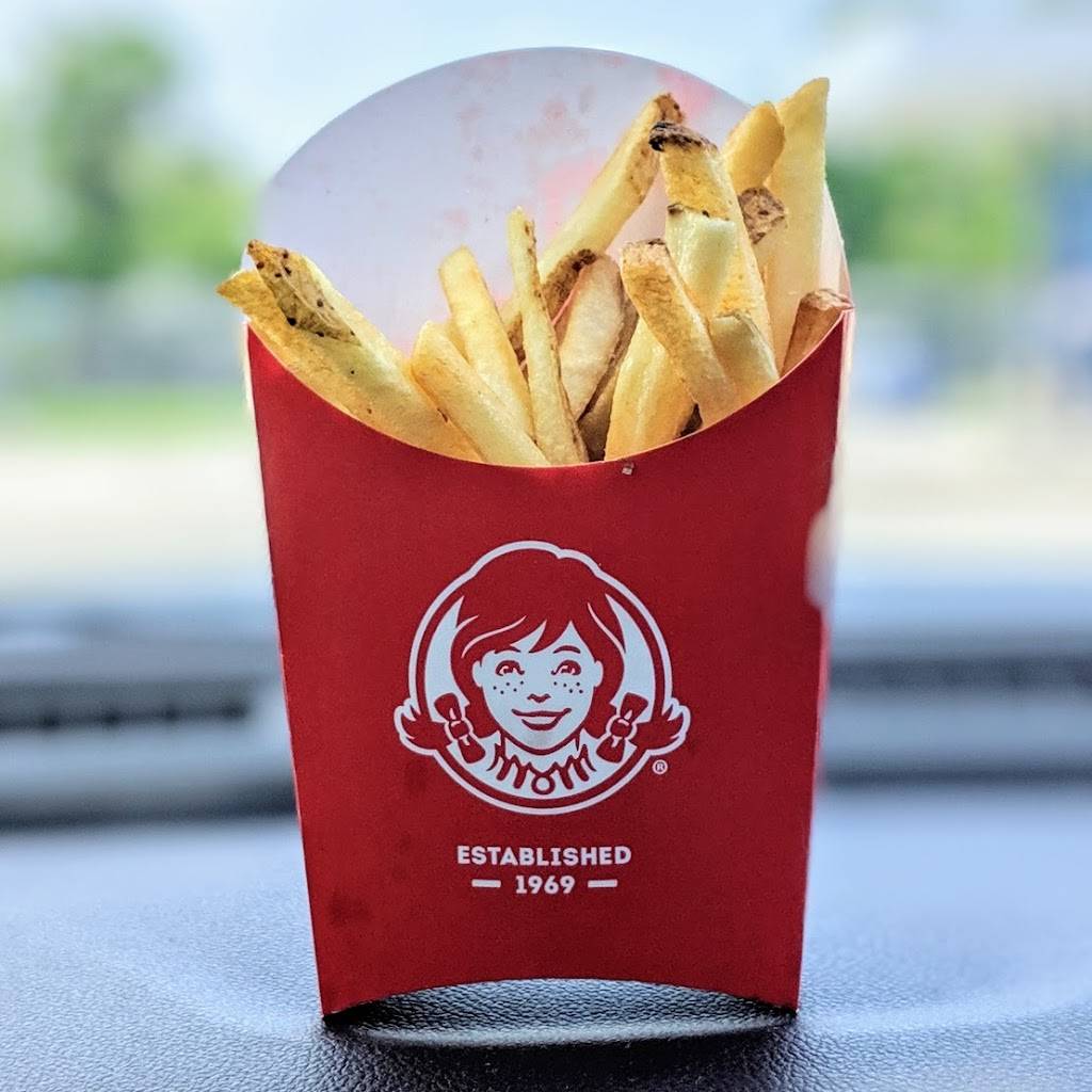 Wendys | restaurant | 1100 NW 54th St, Miami, FL 33127, USA | 3057561511 OR +1 305-756-1511