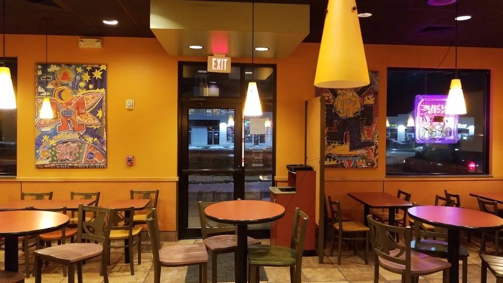 Taco Bell | meal takeaway | 320 N Northwest Hwy, Palatine, IL 60067, USA | 8473595680 OR +1 847-359-5680