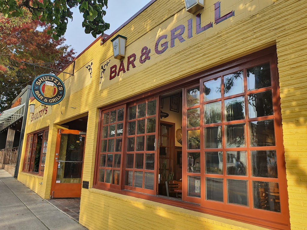 Shultzys Bar & Grill | restaurant | 4114 University Way NE, Seattle, WA 98105, USA | 2065489461 OR +1 206-548-9461