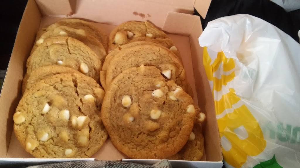 Subway Restaurants | restaurant | 5856 Line Ave, Shreveport, LA 71106, USA | 3188652855 OR +1 318-865-2855