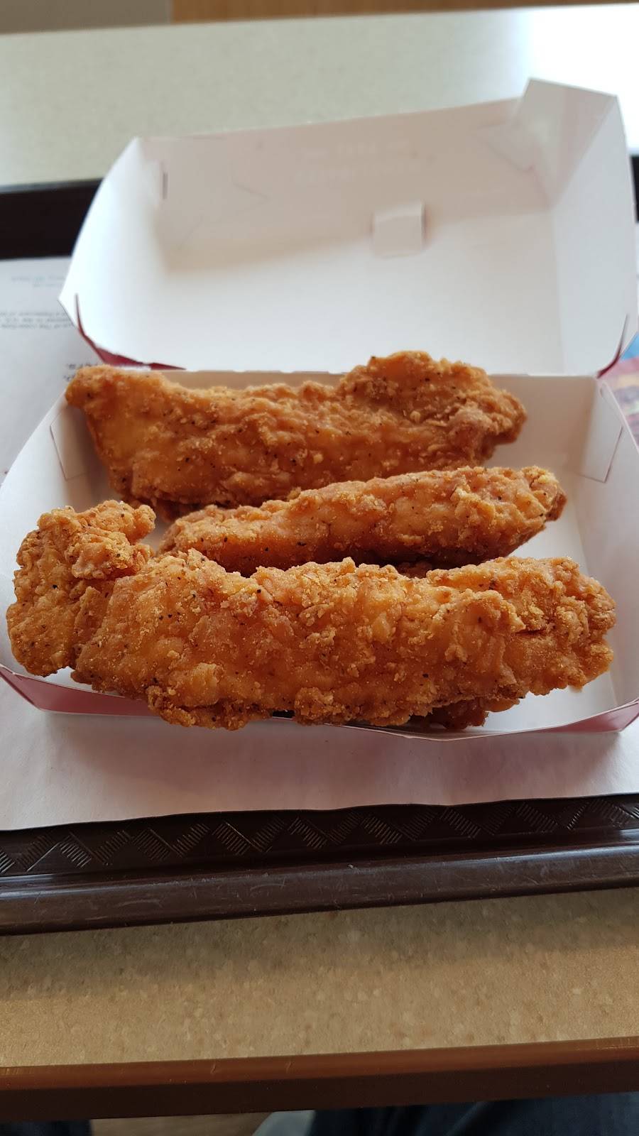 Wendys | restaurant | 7680 Peña Blvd, Denver, CO 80249, USA | 3033426899 OR +1 303-342-6899