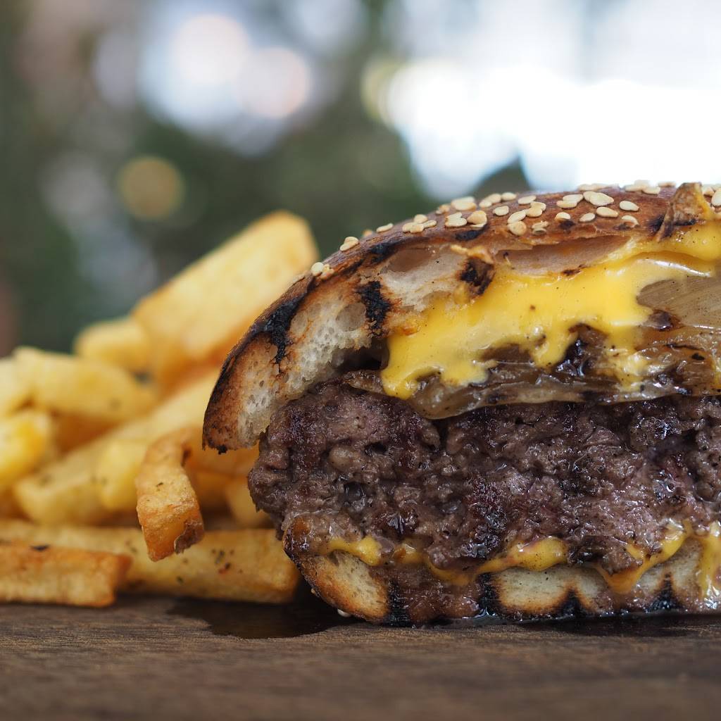 Nusr-Et Steakhouse | restaurant | 999 Brickell Ave, Miami, FL 33131, USA | 3054159990 OR +1 305-415-9990