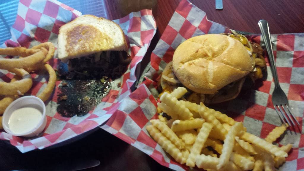 The Park Restaurant | restaurant | 1610 S Church St, Burlington, NC 27215, USA | 3365134015 OR +1 336-513-4015