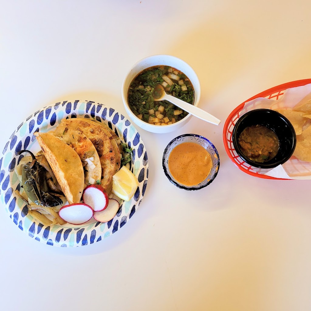 La flor de mayo | restaurant | 14913 Lakeshore Dr, Clearlake, CA 95422, USA | 7076920212 OR +1 707-692-0212