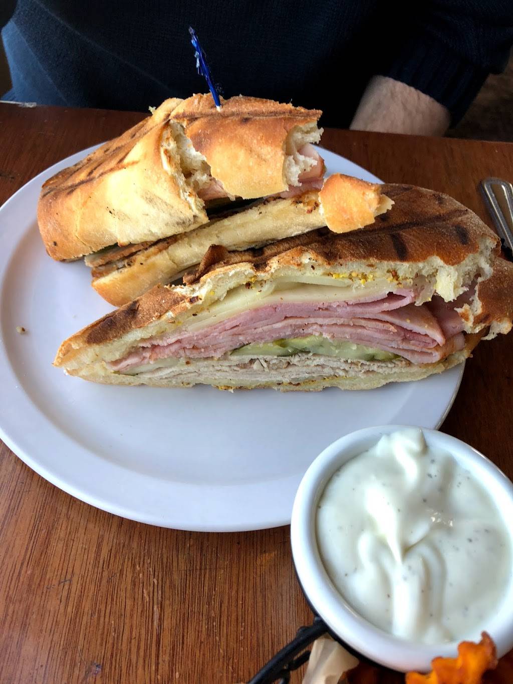 Downtown Joes | restaurant | 902 Main St, Napa, CA 94559, USA | 7072582337 OR +1 707-258-2337