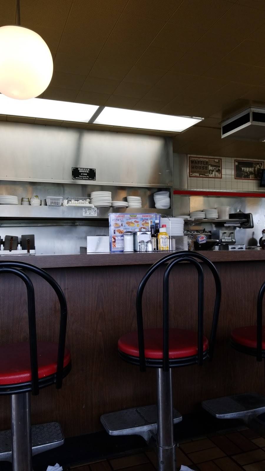 Waffle House | restaurant | 3739 Pamela Rae Dr Ave, Louisville, KY 40242, USA | 5023278949 OR +1 502-327-8949