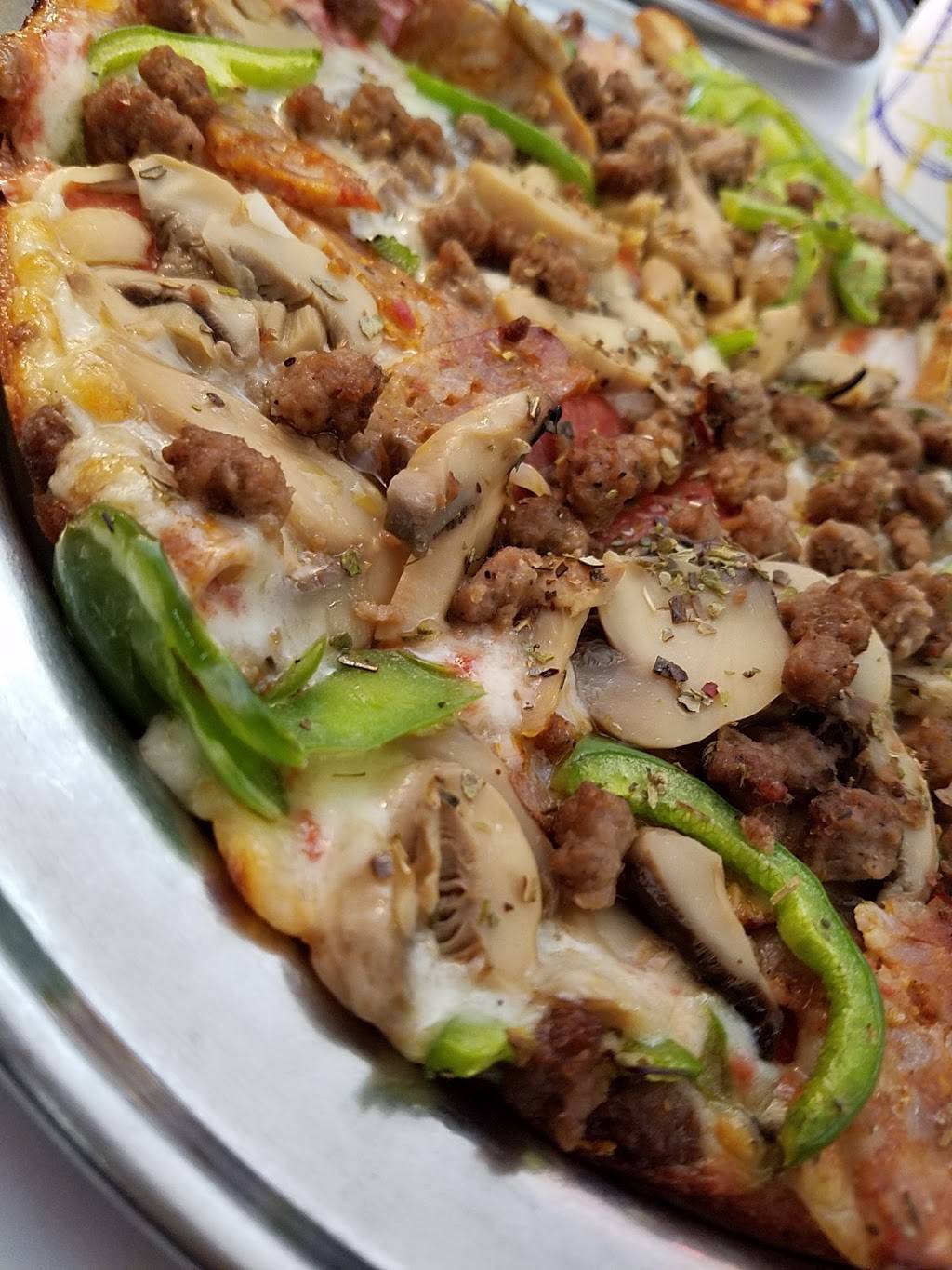 Julios Famous Pizza | meal delivery | 538 Park Ave, Bridgeport, CT 06604, USA | 2033339361 OR +1 203-333-9361