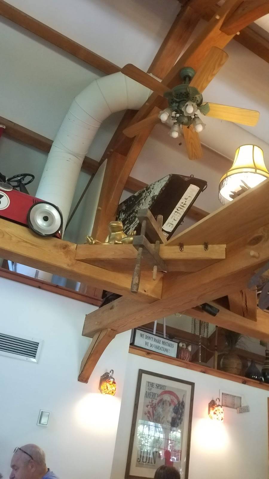 E.B. Flatts | restaurant | 245 W Main St, East Brookfield, MA 01515, USA | 5088676643 OR +1 508-867-6643