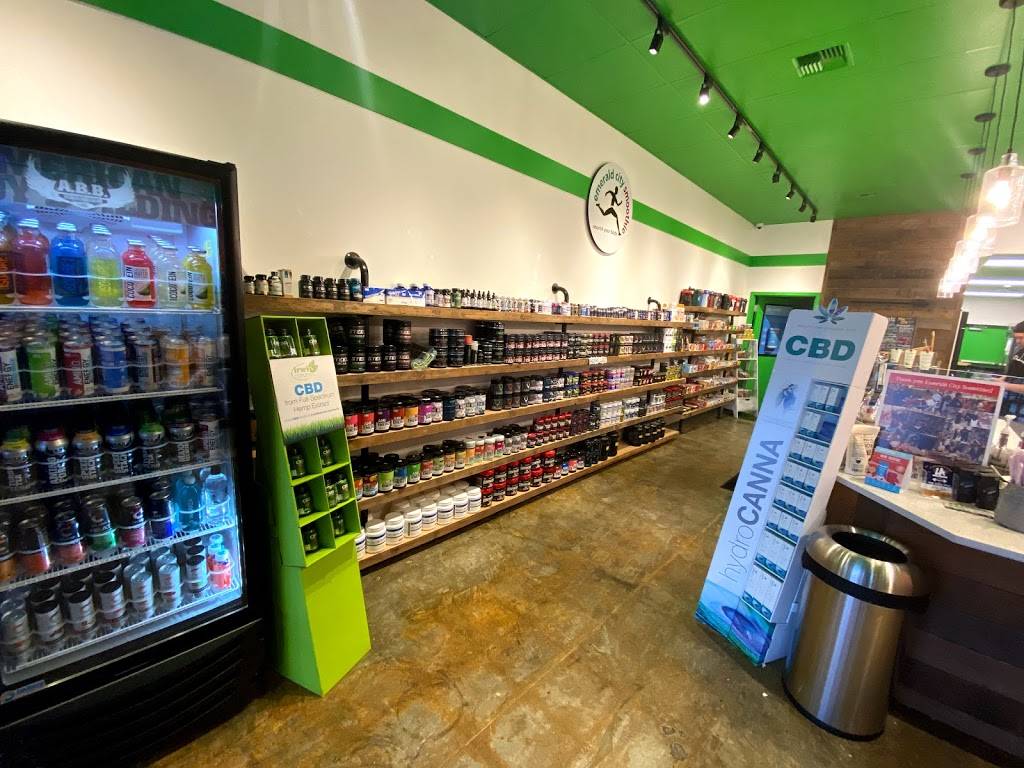 Emerald City Smoothie | restaurant | 2901 S 38th St, Tacoma, WA 98409, USA | 2533007902 OR +1 253-300-7902