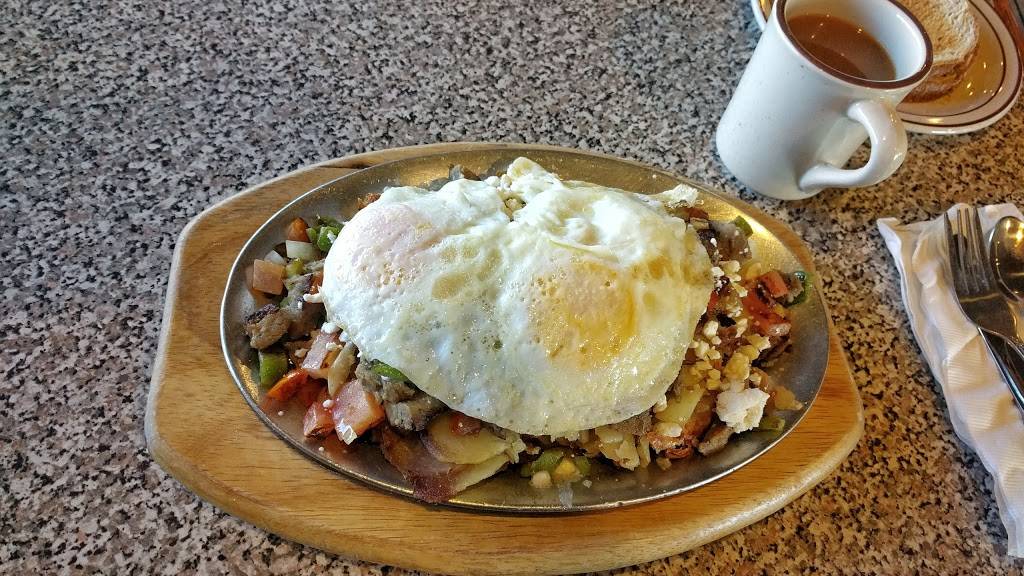 Richis Diner | restaurant | 15609 W Bell Rd Suite 100, Surprise, AZ 85374, USA | 6235561733 OR +1 623-556-1733