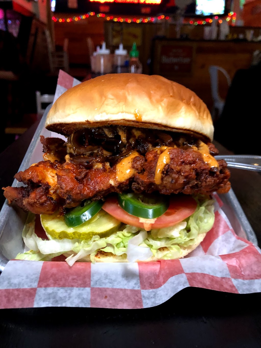BRADS BURGERS & BBQ | restaurant | 522 A Columbus Ave, New York, NY 10024, USA | 2127873473 OR +1 212-787-3473