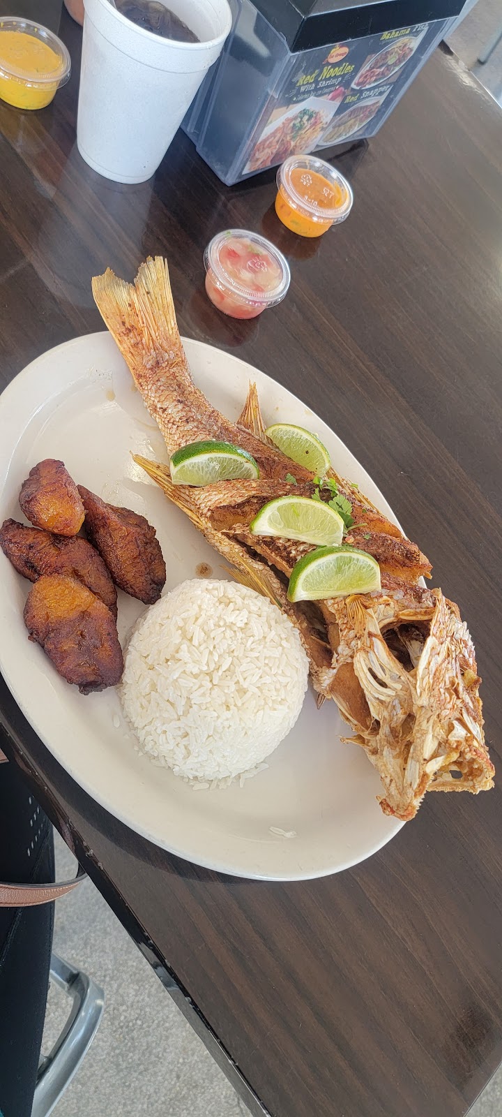 La Granja | restaurant | 3333 NW 17th Ave, Miami, FL 33142, USA | 7866153307 OR +1 786-615-3307