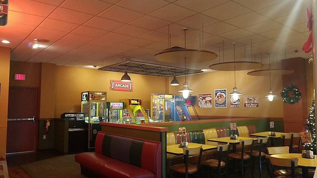 Rocky Rococo Pan Style Pizza | restaurant | 4556 Monona Dr, Madison, WI 53716, USA | 6082213818 OR +1 608-221-3818