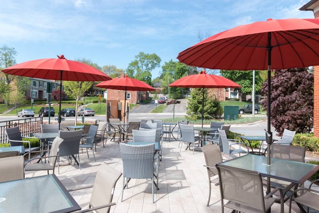 Cafe Succo | cafe | 600 N Old Woodward Ave, Birmingham, MI 48009, USA | 2483855705 OR +1 248-385-5705