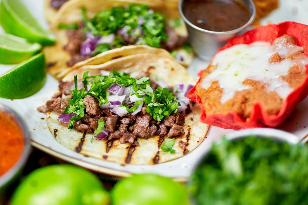 Don Julio Mexican Kitchen & Tequila Bar Waterford lakes | restaurant | 12789 Waterford Lakes Pkwy bay 13, Orlando, FL 32828, USA | 4079305498 OR +1 407-930-5498