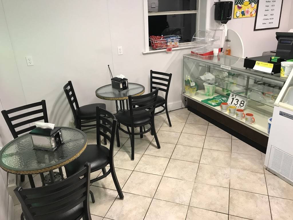 Dels Lemonade | bakery | 410 Kingstown Rd, Richmond, RI 02892, USA | 4017893357 OR +1 401-789-3357