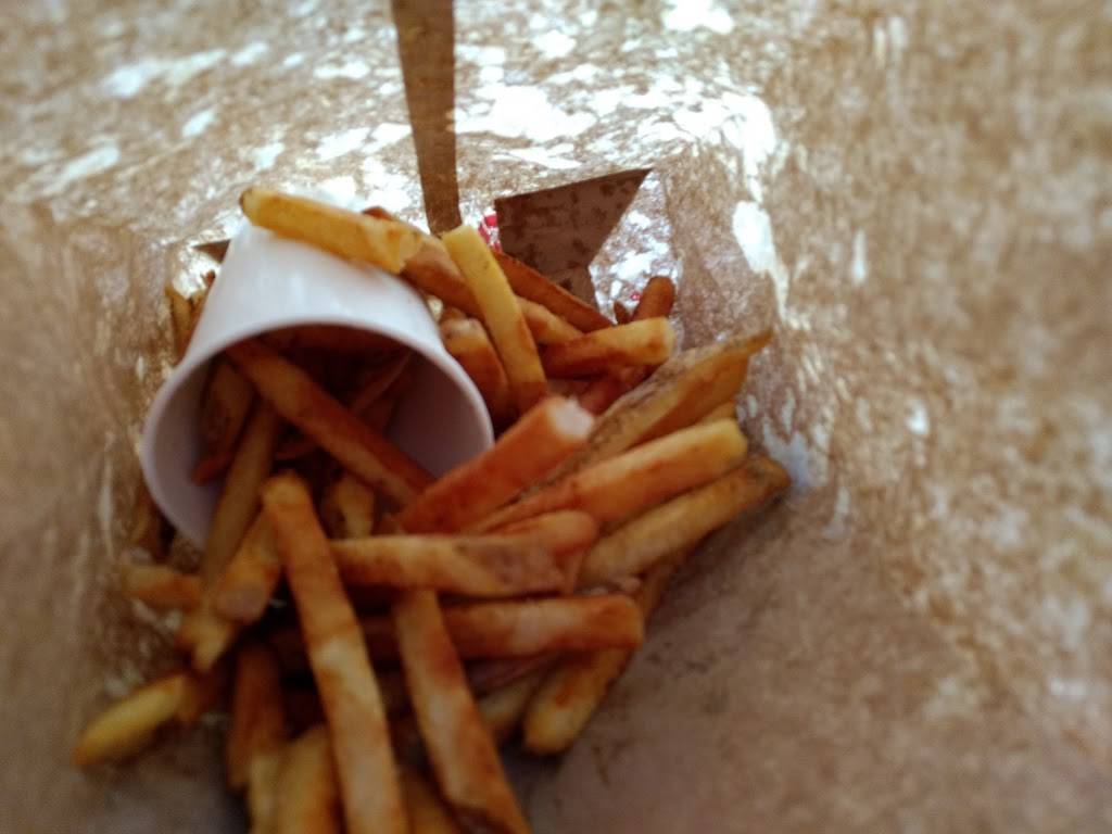 Five Guys | meal takeaway | 10300 Little Patuxent Pkwy, Columbia, MD 21044, USA | 4107157345 OR +1 410-715-7345