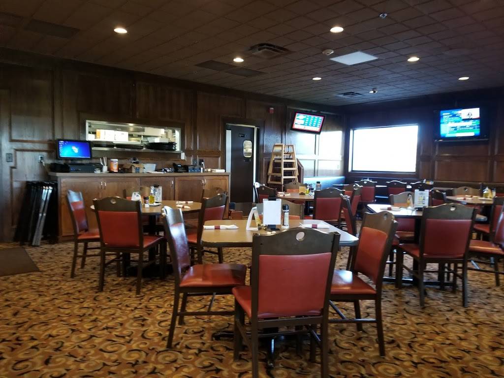 Water Tower Grille and Smokehouse | restaurant | 8100 Storey Rd, Belding, MI 48809, USA | 6166080685 OR +1 616-608-0685