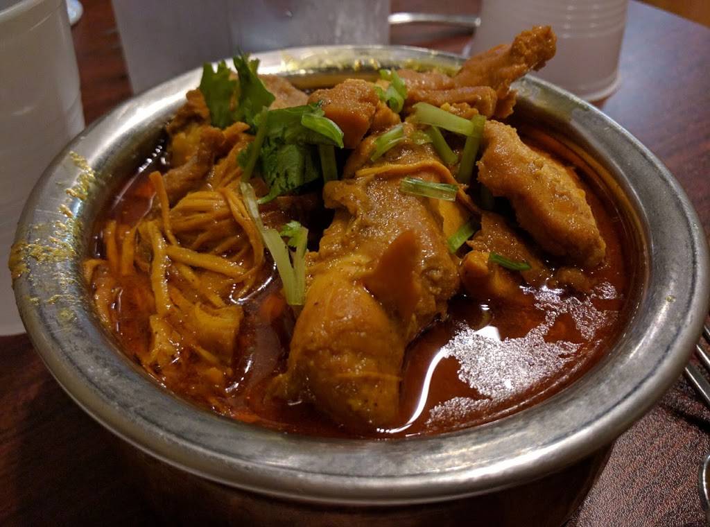 Four Corners Restaurant | restaurant | 57 Water St, Torrington, CT 06790, USA | 8606185122 OR +1 860-618-5122