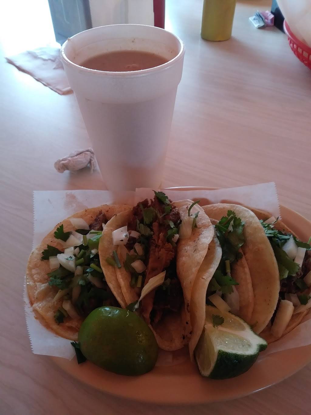 San Geronimo Restaurante Y Tqr | restaurant | 4508 Miller Ave, Fort Worth, TX 76119, USA | 8175345849 OR +1 817-534-5849