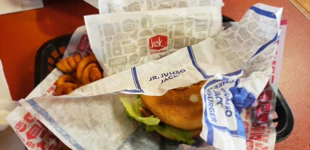 Jack in the Box | restaurant | 2560 W El Camino Ave, Sacramento, CA 95833, USA | 9165679692 OR +1 916-567-9692