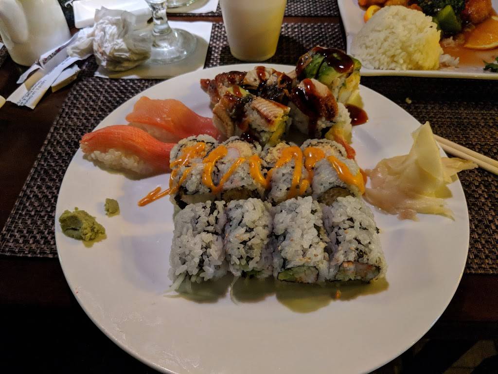 Woow Sushi | restaurant | 780 S Randall Rd, Algonquin, IL 60102, USA | 8474585211 OR +1 847-458-5211