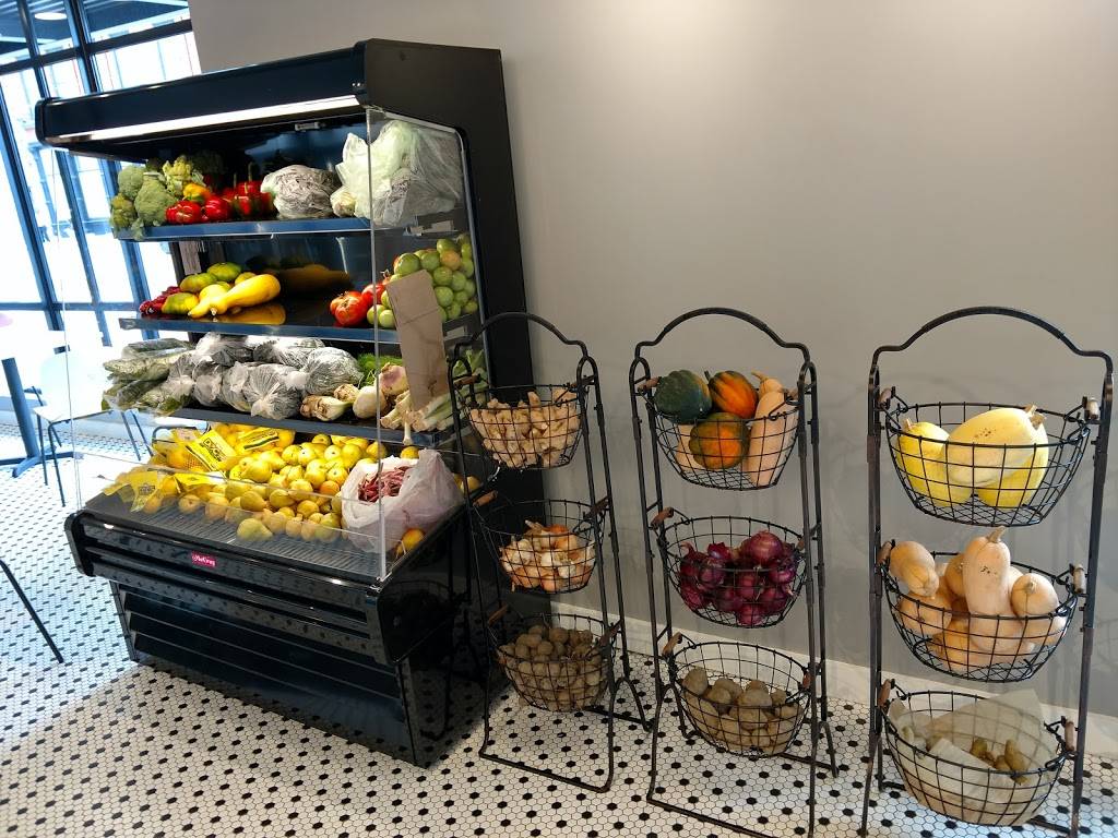 The Grocery OHC | restaurant | 2600 Detroit Ave, Cleveland, OH 44113, USA | 2165744770 OR +1 216-574-4770