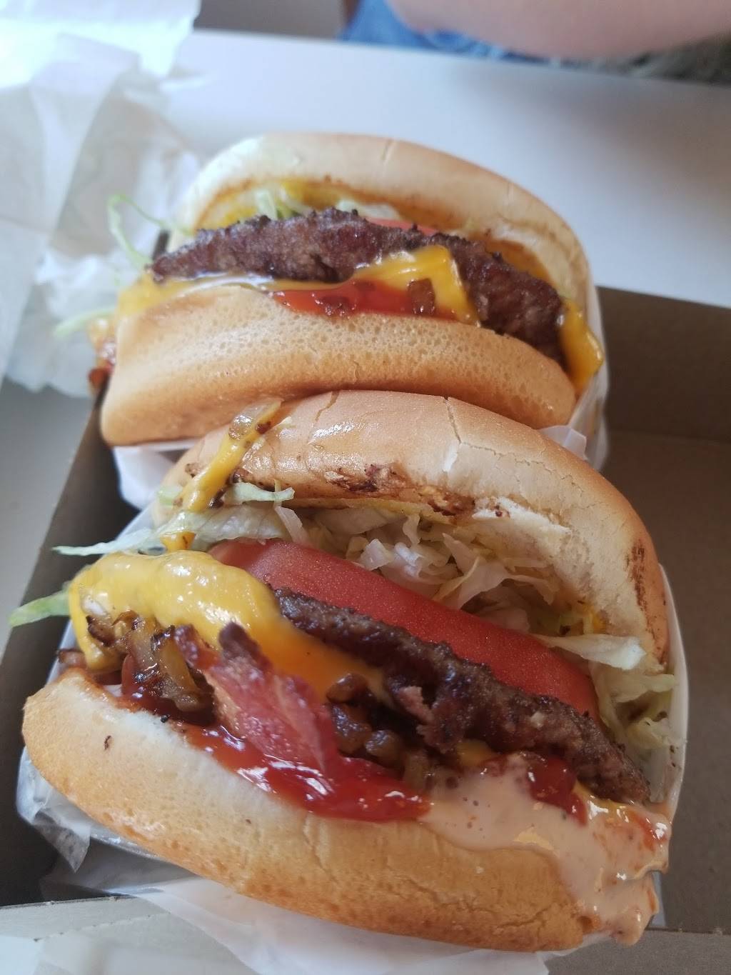 Carneys Restaurant | restaurant | 12601 Ventura Blvd, Studio City, CA 91604, USA | 8187618300 OR +1 818-761-8300