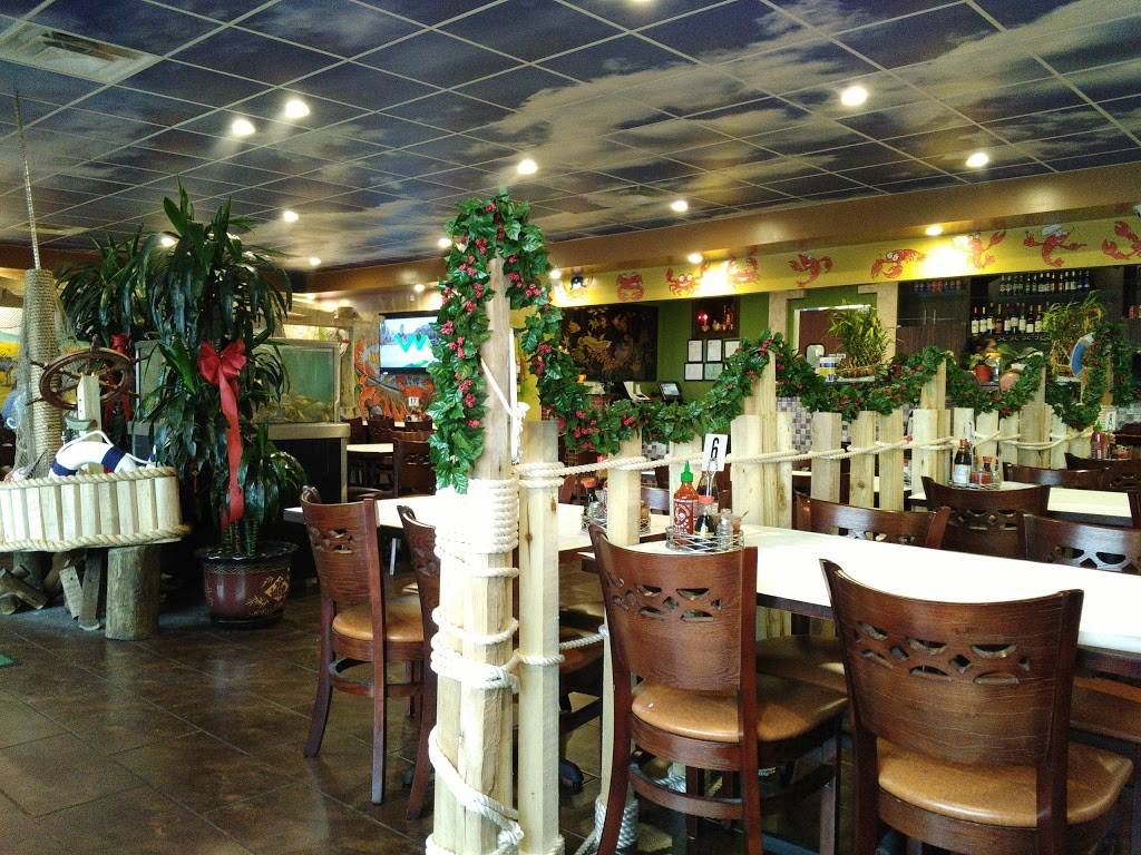 The King Crab Shack | restaurant | 3877 S 27th St, Milwaukee, WI 53221, USA | 4147630551 OR +1 414-763-0551