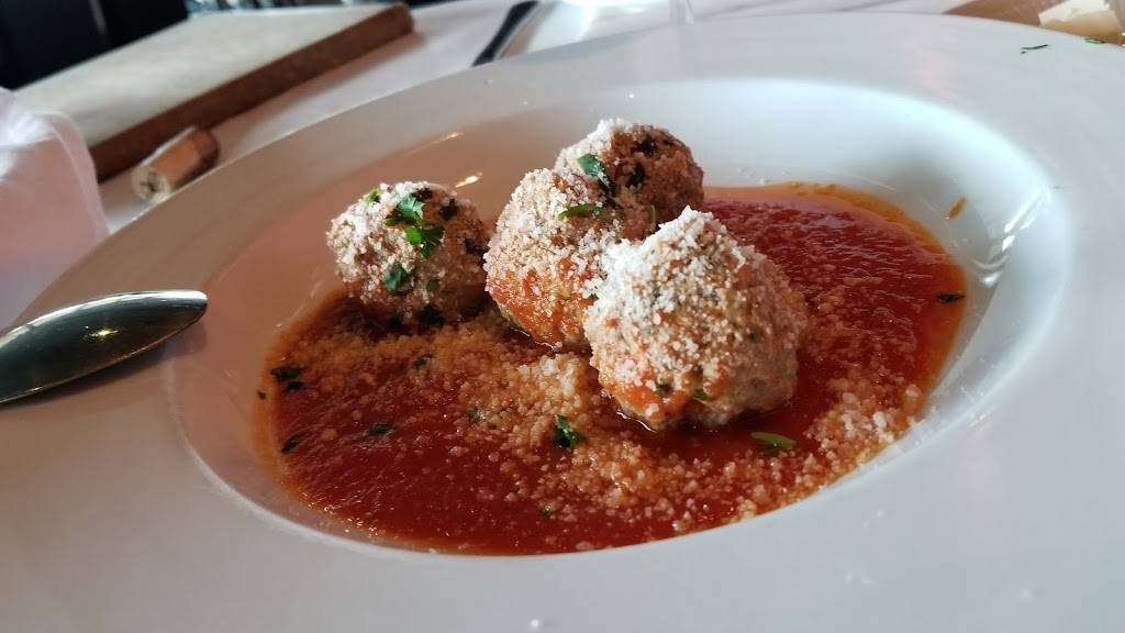 Bistro 13 | restaurant | 4910 Verdugo Way, Camarillo, CA 93012, USA | 8053833388 OR +1 805-383-3388