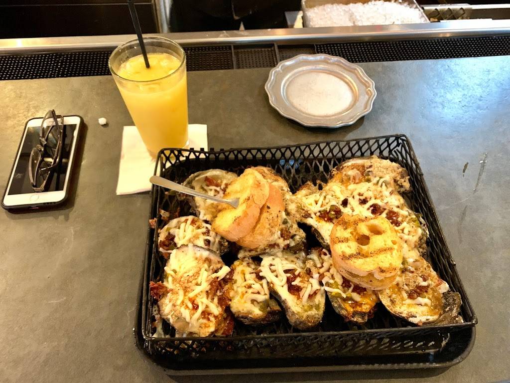 Mike Andersons - Gonzales | restaurant | 1500 Louisiana 30 W, Gonzales, LA 70737, USA | 2257436453 OR +1 225-743-6453