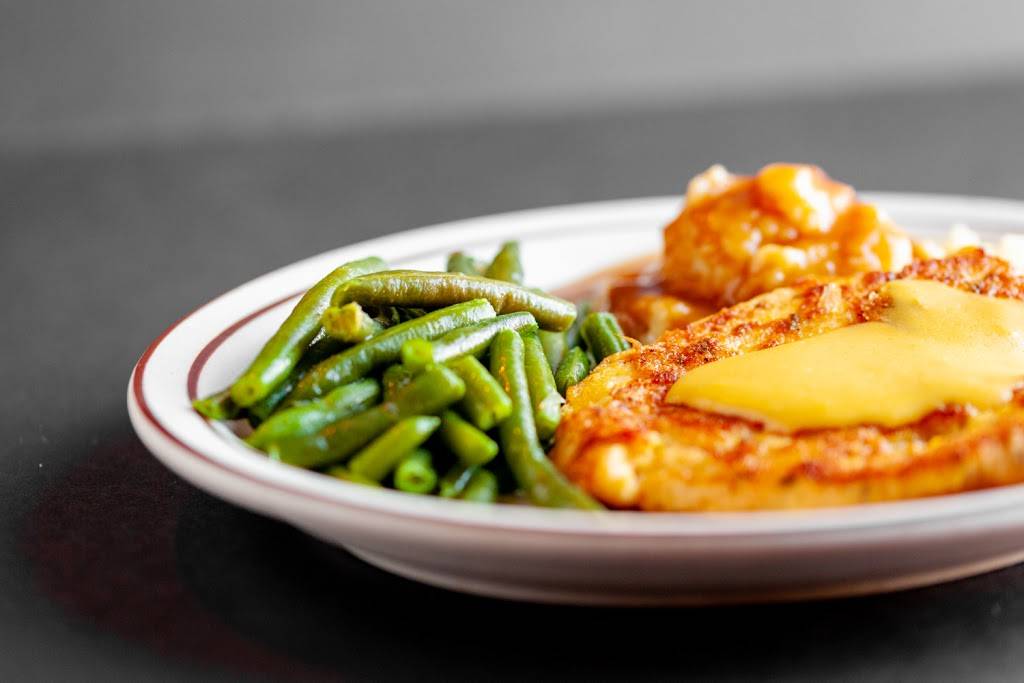 Golden Bear Pancake House Restaurant | bakery | 12001 S Cicero Ave, Alsip, IL 60803, USA | 7086533454 OR +1 708-653-3454