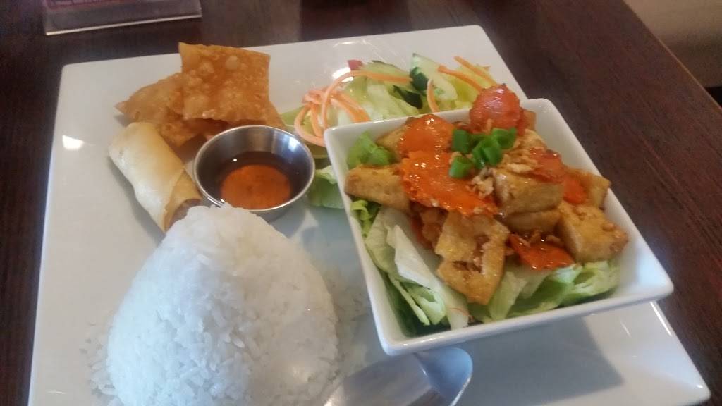 Krungsri Thai Food | restaurant | 1220 W Francisquito Ave, West Covina, CA 91790, USA | 6269175500 OR +1 626-917-5500