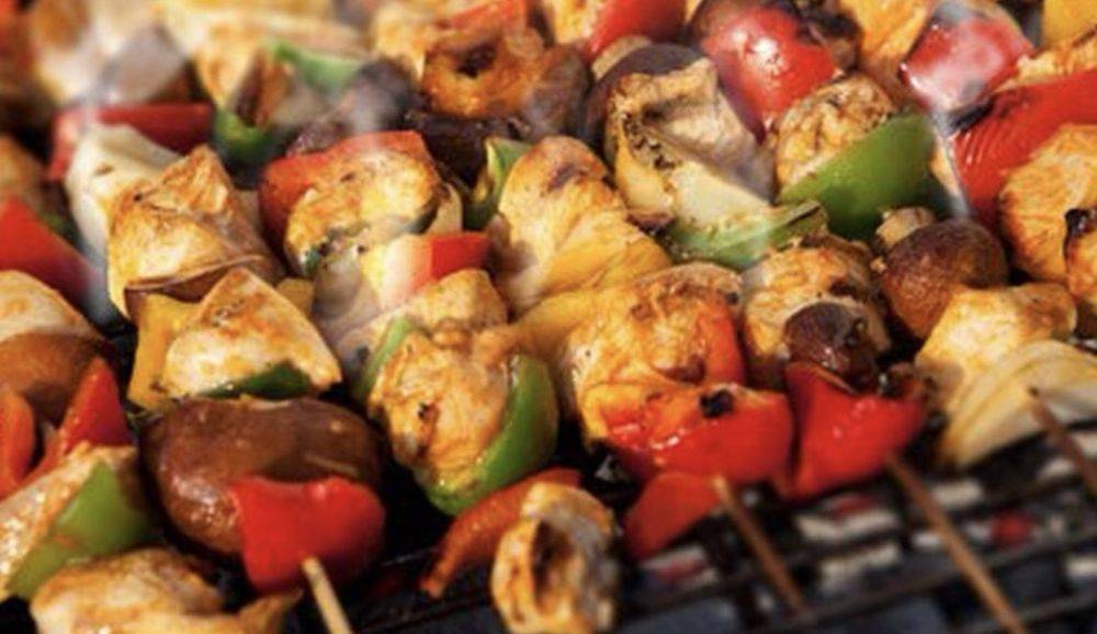 Gyros Town Restaurant | restaurant | 2276 S Colorado Blvd, Denver, CO 80222, USA | 3038352684 OR +1 303-835-2684