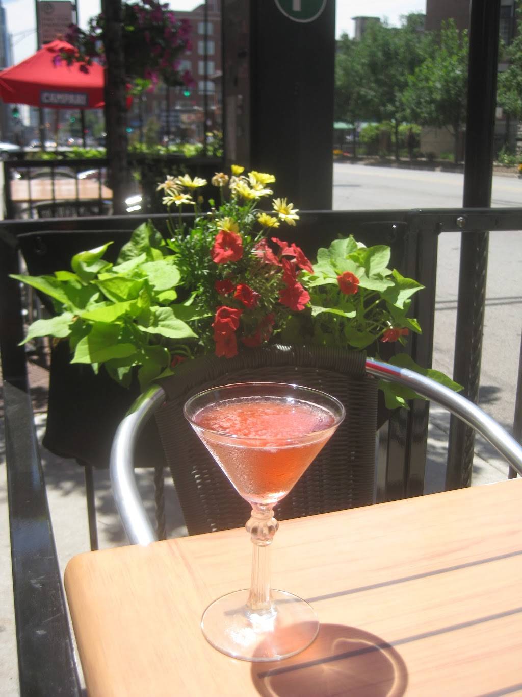 Club Lago | restaurant | 331 W Superior St, Chicago, IL 60654, USA | 3129512849 OR +1 312-951-2849